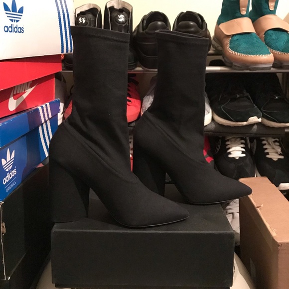 ❌ SOLD (sorry) ❌ YEEZY season 4 bat canvas boot - Picture 4 of 8